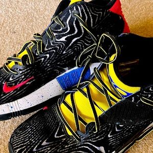 Like new Nike KD men’s mid top basketball shoe  men’s 12